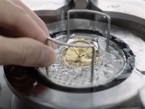 impermeabilizzare rolex|mercedes rolex water resistance.